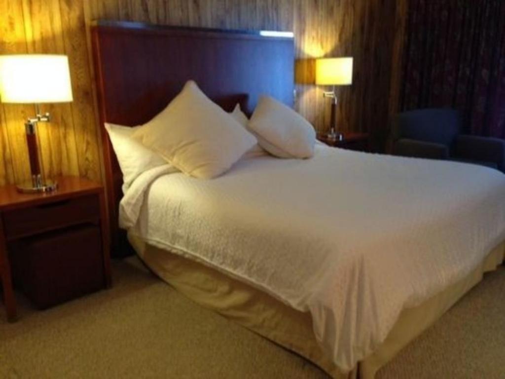 Inn Evergreen Valley